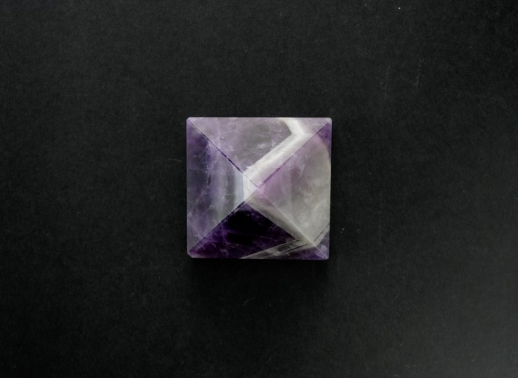 P003